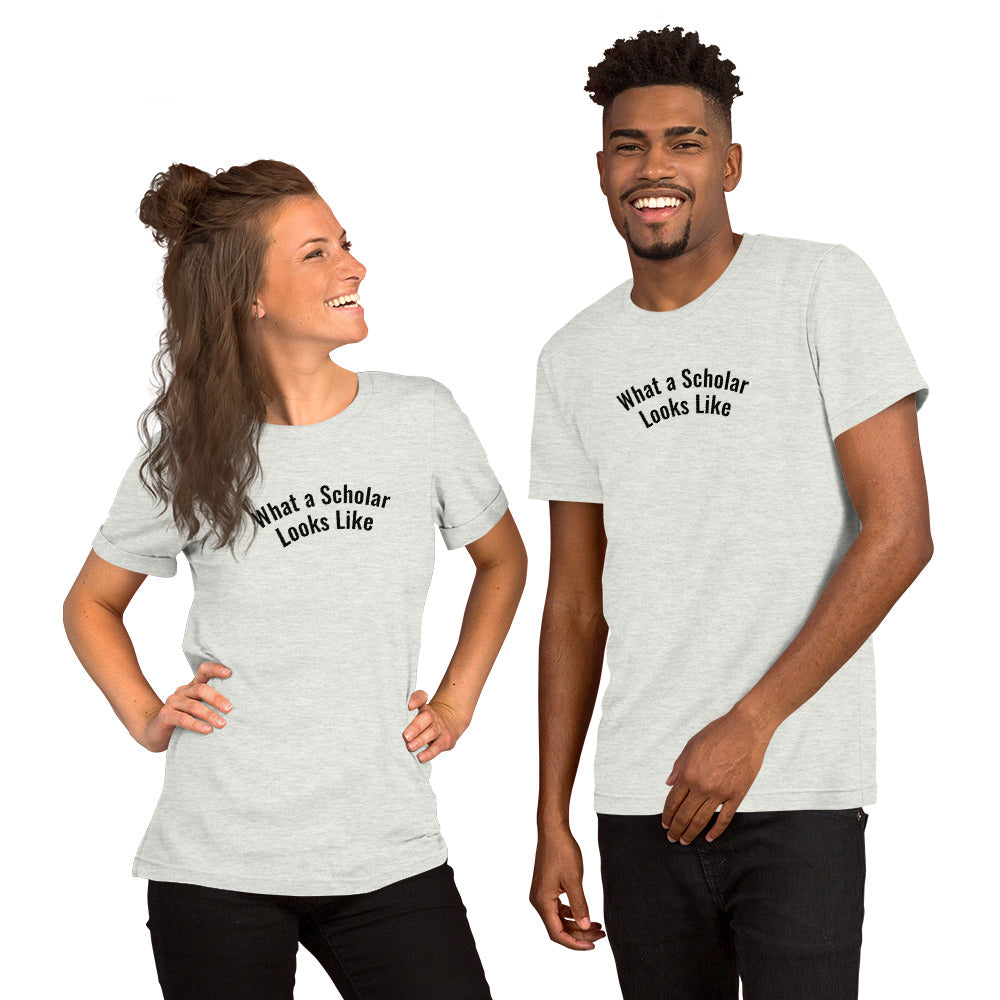 What a Scholar Looks Like | T-Shirt